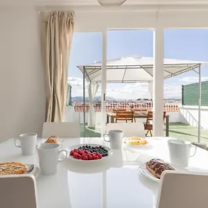  Apartment Fun Building By Homeabout Spanien